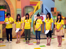 24時間TVのTシャツで本番をPR 24時間TVのTシャツで本番をPR